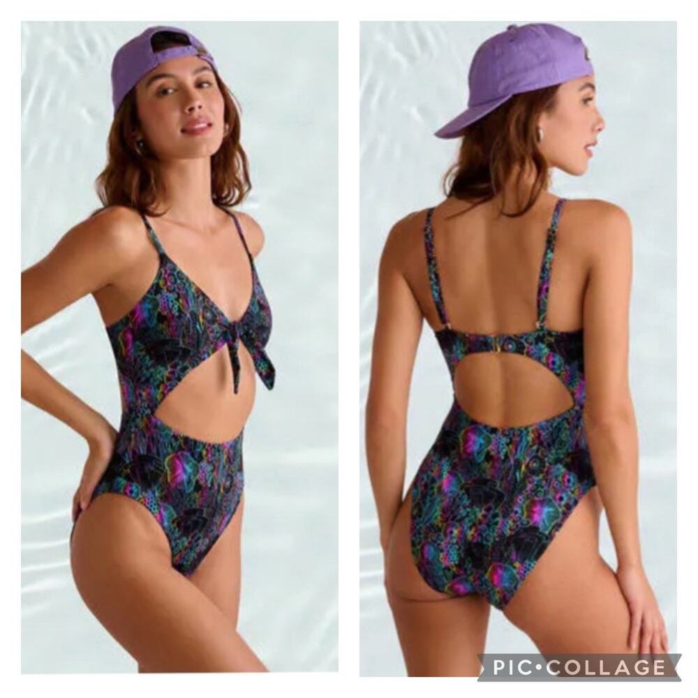 MeUndies Cut Out One Piece Jellyfish Swimsuit Size XL